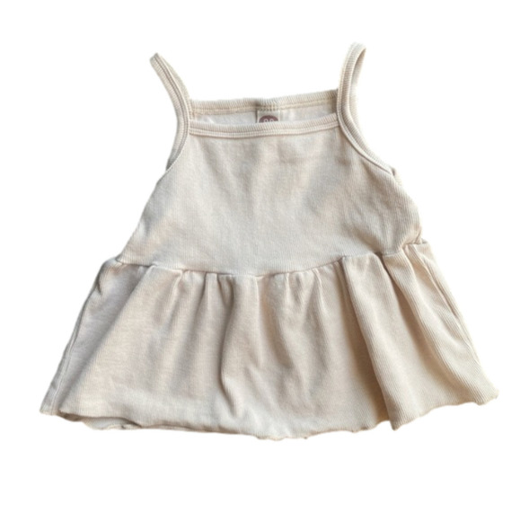 Two piece beige toddler girl set • size 18 months - Picture 2 of 8